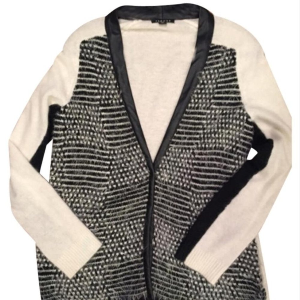 Trouve Black & White Mixed Media Cardigan